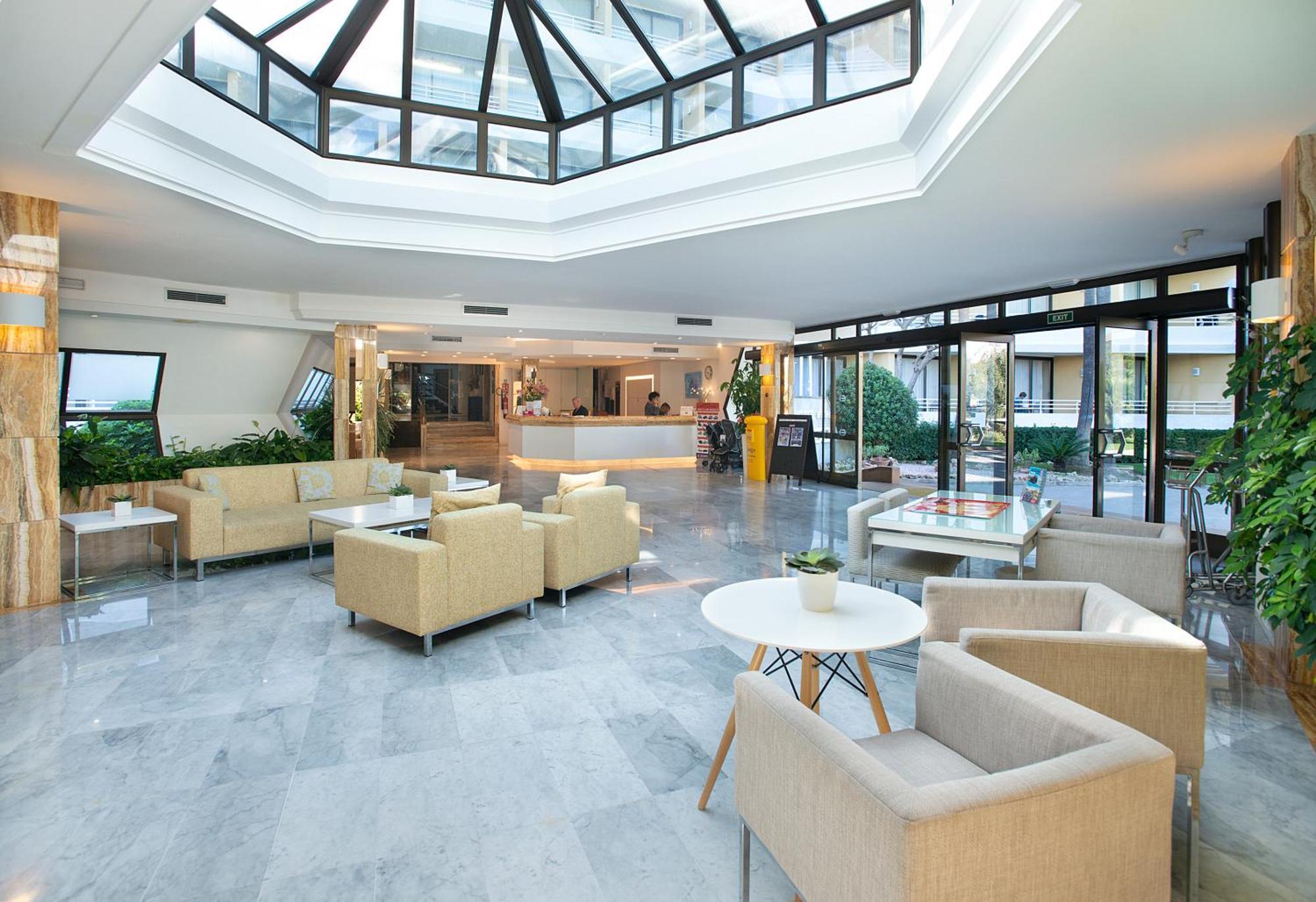Exagon Park Hotel Кан Пикафорт Екстериор снимка