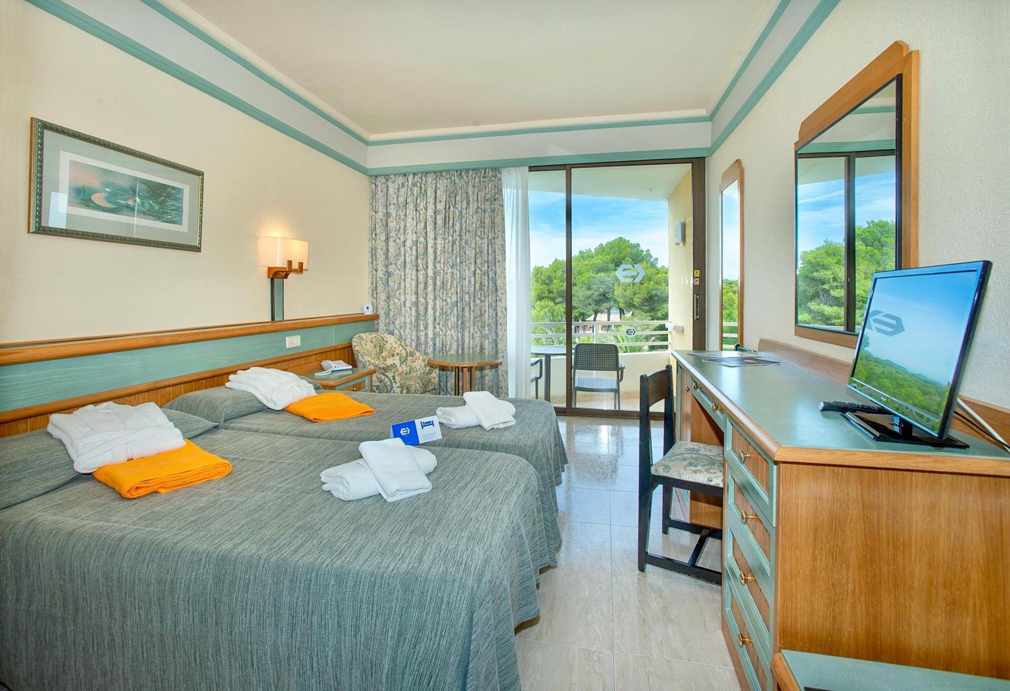Exagon Park Hotel Кан Пикафорт Стая снимка